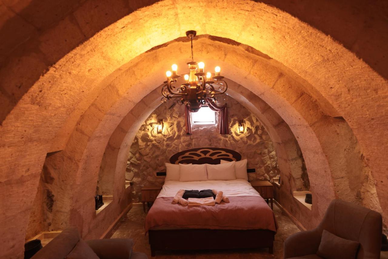 Stone Owl Otel & Restaurant Uchisar Exterior photo