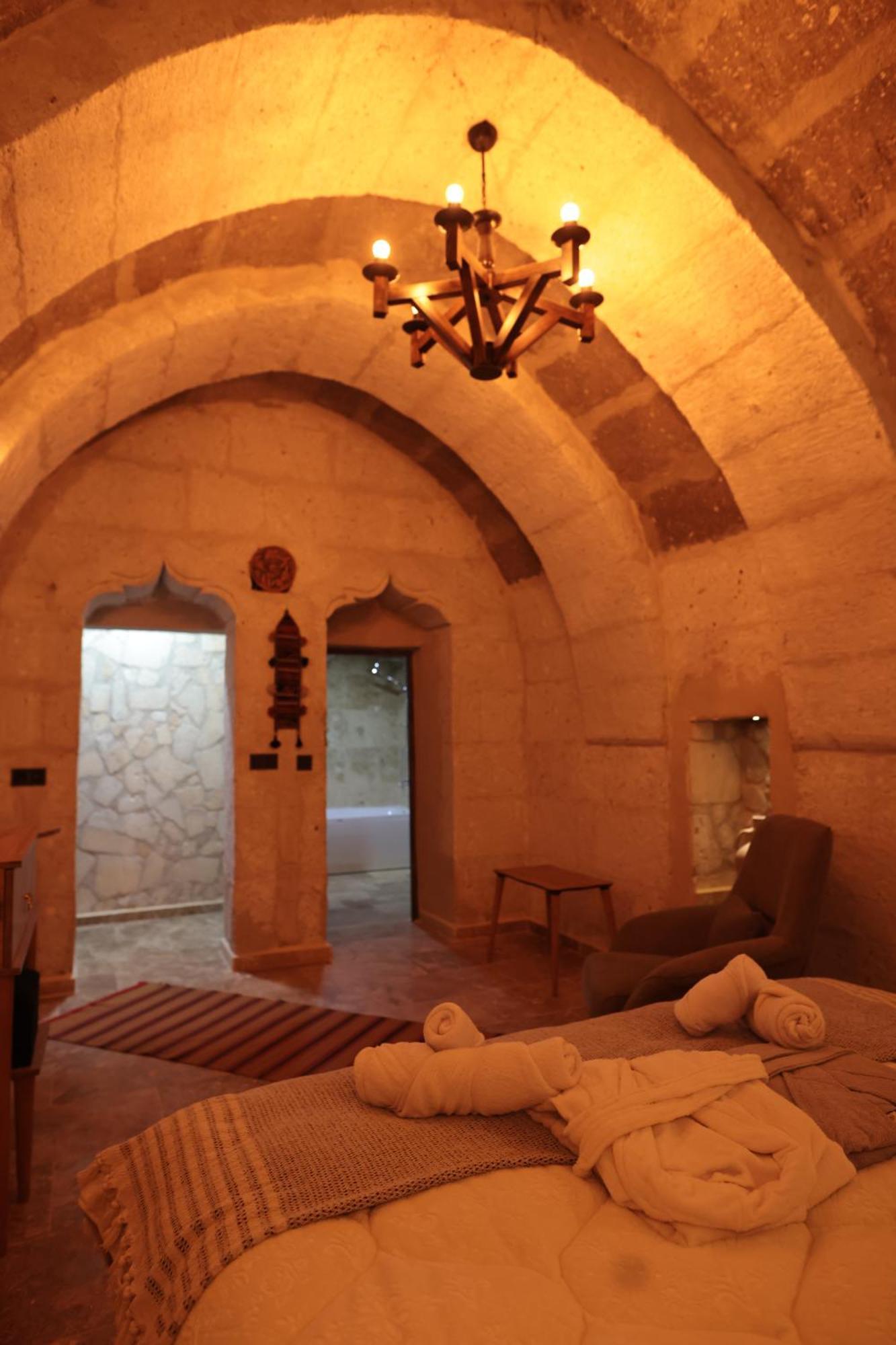 Stone Owl Otel & Restaurant Uchisar Exterior photo